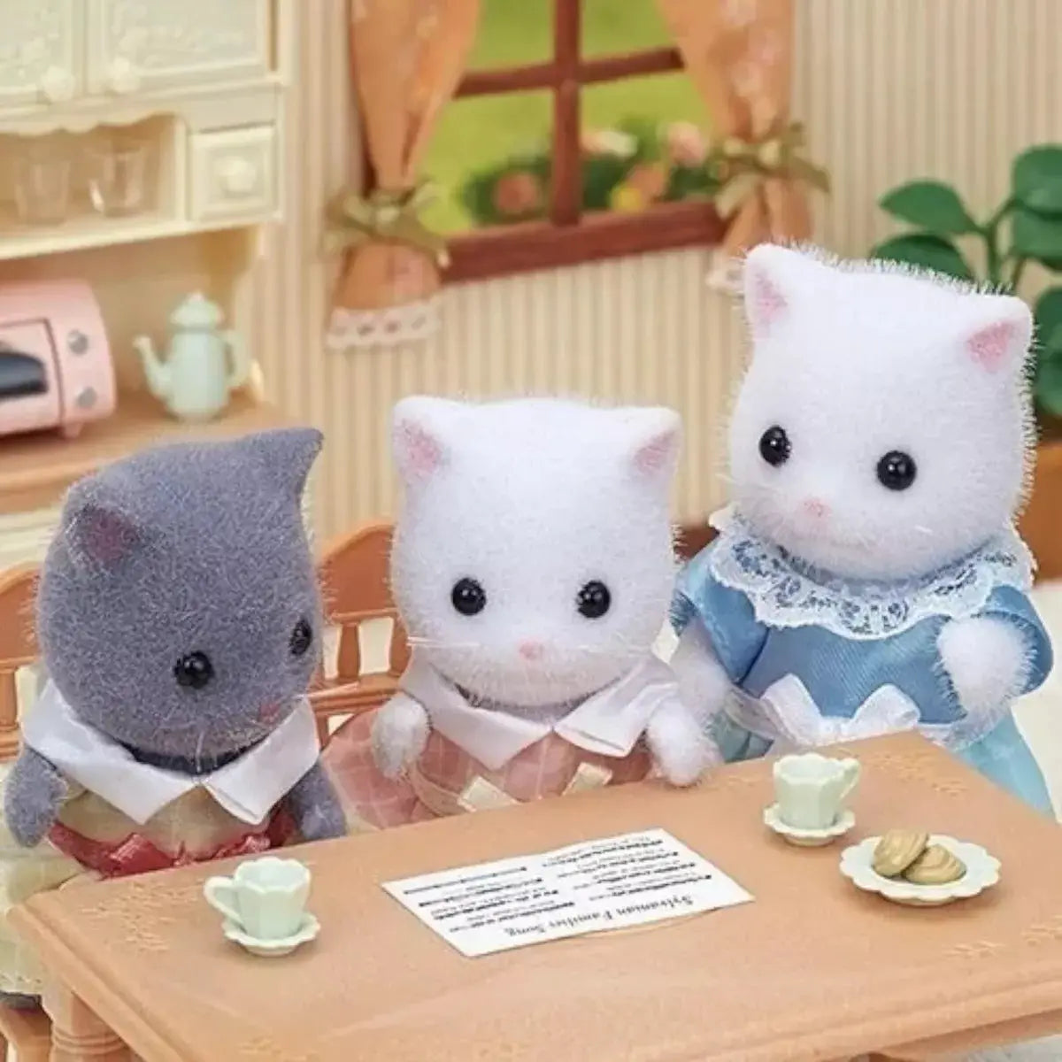 sylvanian families niña gris persa