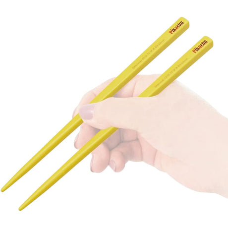 palillos con estuche pokémon